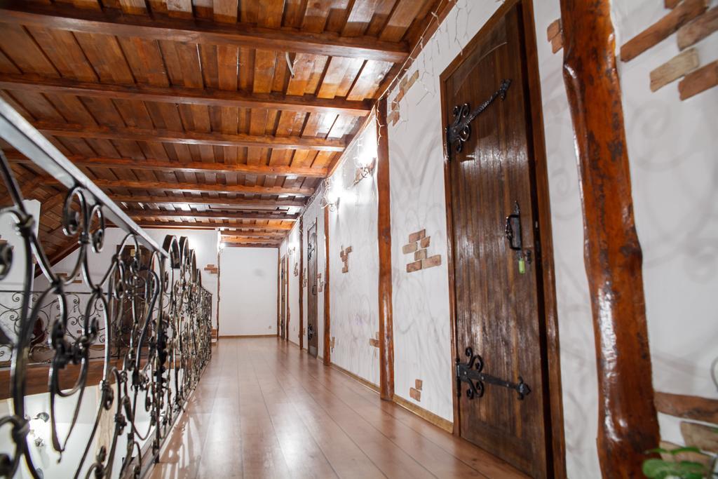 Karalinski Falvarok Tyzengauza Hotel Korolino  Habitación foto