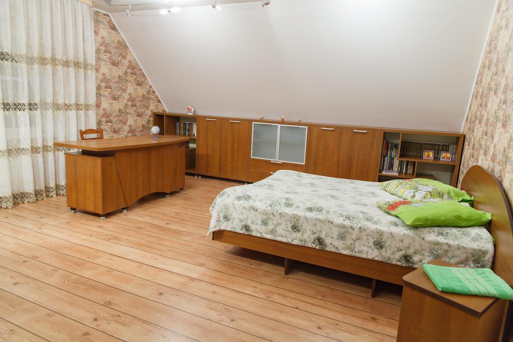 Karalinski Falvarok Tyzengauza Hotel Korolino  Habitación foto
